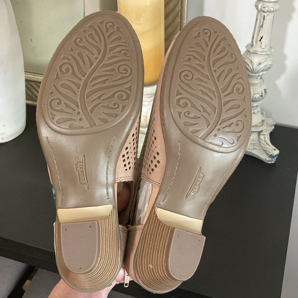 EARTH SUEDE, Leather Upper, WOMENS 9 - Picture 5 of 6